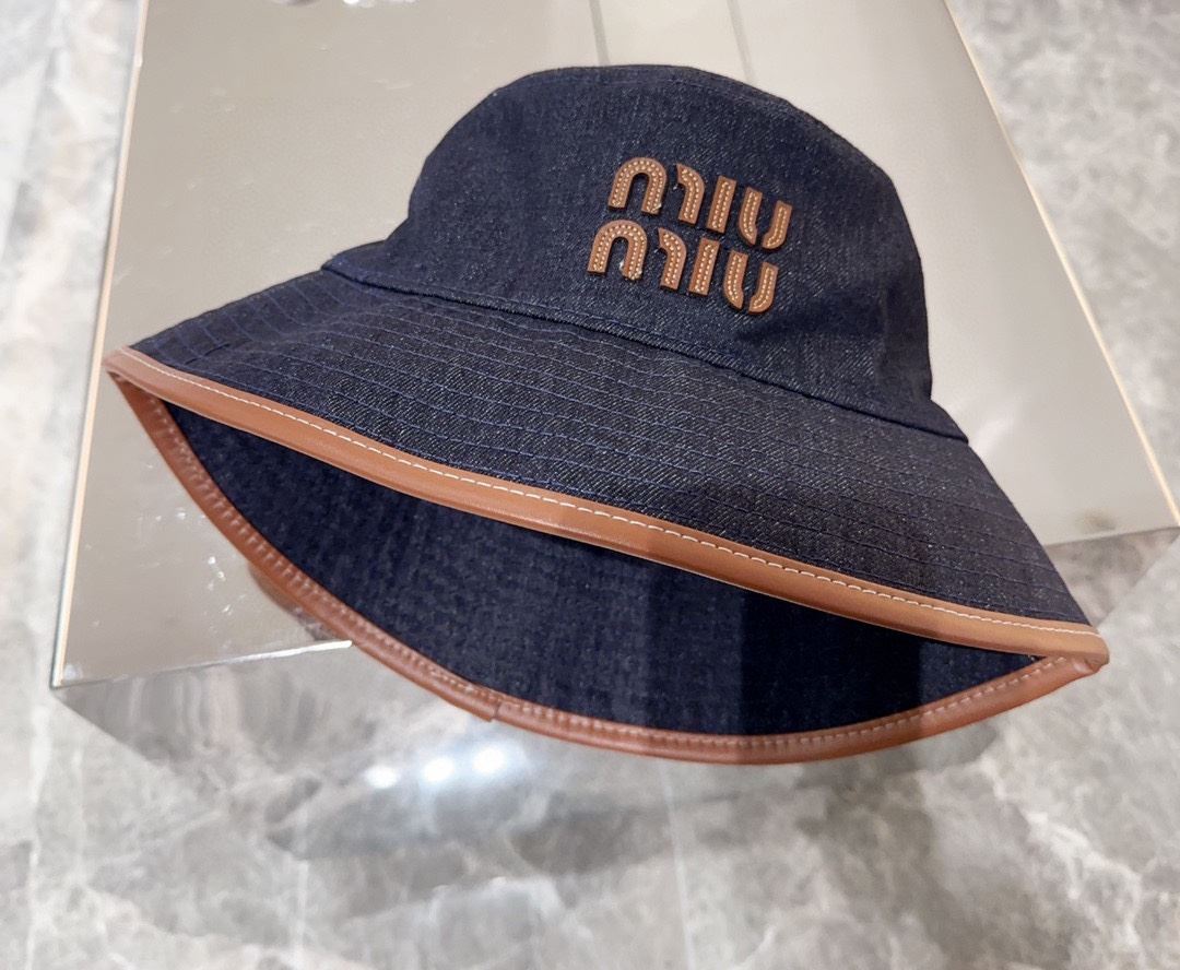 Miu Miu Caps